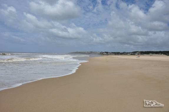 A vasta praia de La Pedrera, no litoral do Uruguai